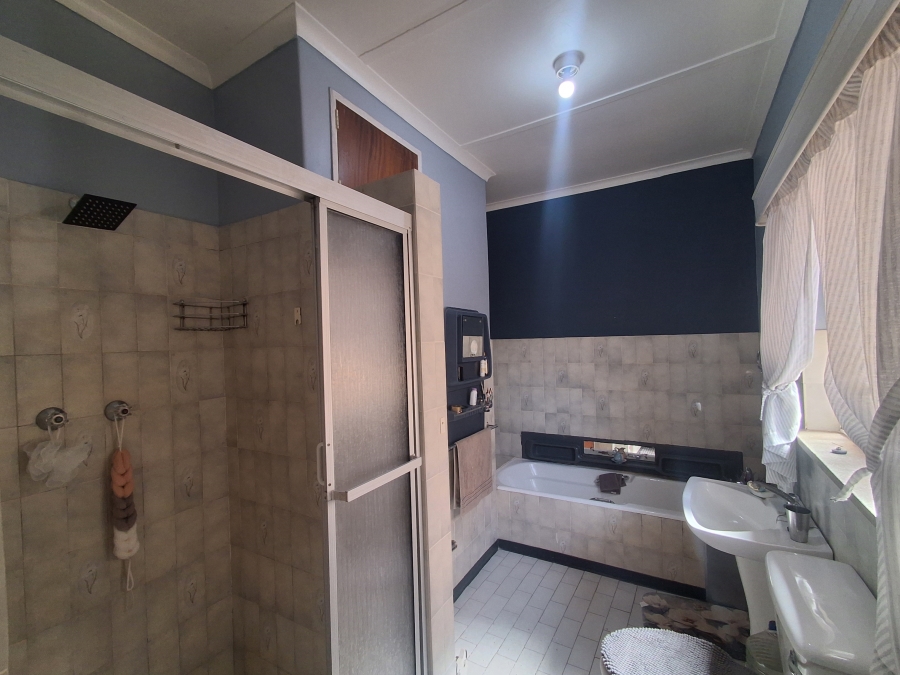 3 Bedroom Property for Sale in Stilfontein Ext 4 North West